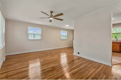 637 Karess Drive, Saint Louis, MO 63137 - Photo 3