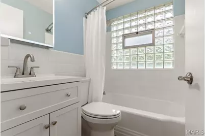 637 Karess Drive, Saint Louis, MO 63137 - Photo 9