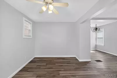 5827 W Park Avenue, Saint Louis, MO 63110 - Photo 3