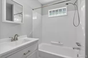 5827 W Park Ave, Saint Louis, MO 63110 - Photo 9
