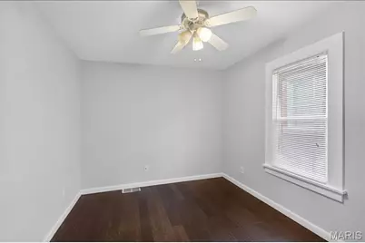 5827 W Park Avenue, Saint Louis, MO 63110 - Photo 11