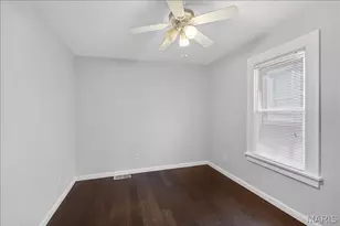 5827 W Park Ave, Saint Louis, MO 63110 - Photo 11