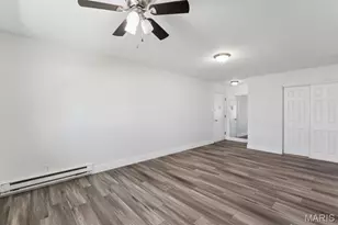 9047 Villaridge Ct, Unincorporated, MO 63123 - Photo 7