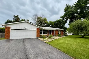 435 W Walsh St, Montgomery City, MO 63361 - Photo 3