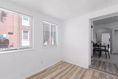6033 Carlsbad Avenue, Saint Louis, MO 63116 - Photo 15