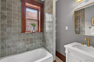 4546 Washington Blvd, Saint Louis, MO 63108 - Photo 23