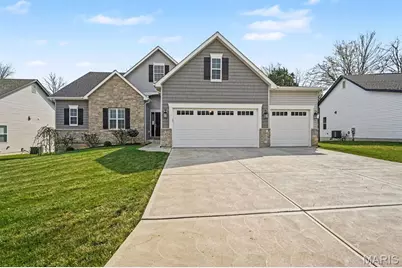 1074 Bloomfield Drive, Eureka, MO 63025 - Photo 1