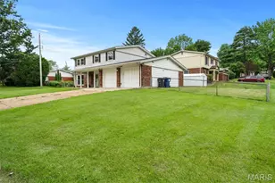 615 Creststone Dr, Florissant, MO 63033 - Photo 29