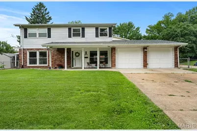 615 Creststone Drive, Florissant, MO 63033 - Photo 3