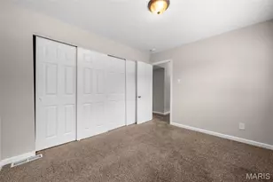 615 Creststone Dr, Florissant, MO 63033 - Photo 21