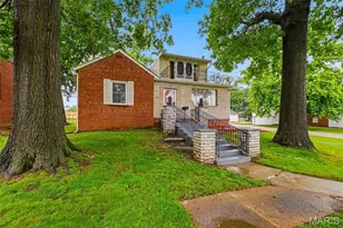 411 Cherry Ln, Warrenton, MO 63383 - Photo 1