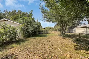 8439 Tennessee Ave, Affton, MO 63125 - Photo 25