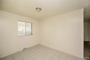 2512 Netherton Dr, Saint Louis, MO 63136 - Photo 9