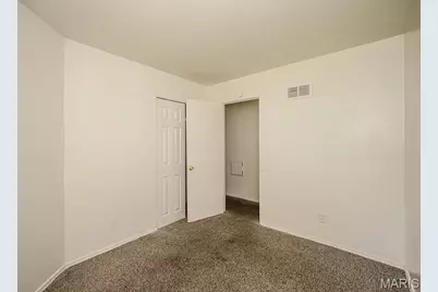 2512 Netherton Drive, Saint Louis, MO 63136 - Photo 17