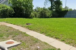 7468 Warner Ave, Richmond Heights, MO 63117 - Photo 1