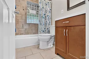 4317 Sunshine Dr, Saint Louis, MO 63116 - Photo 39
