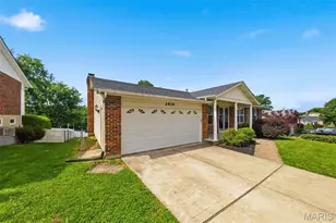 2814 Windford Dr, Oakville, MO 63129 - Photo 41