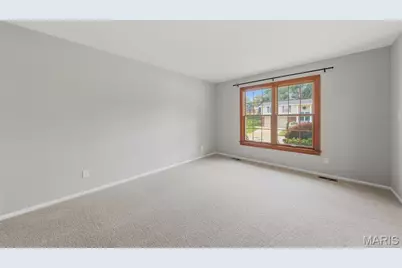 2814 Windford Drive, Oakville, MO 63129 - Photo 11