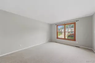 2814 Windford Dr, Oakville, MO 63129 - Photo 11