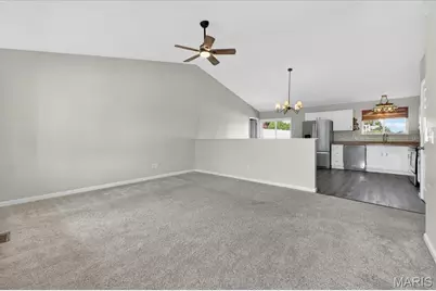 124 Brookshire Creek Drive, Wentzville, MO 63385 - Photo 5
