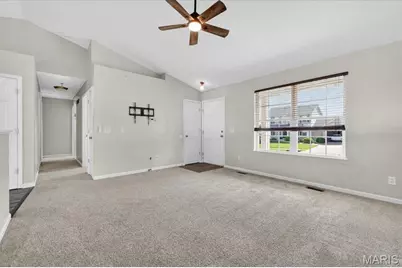 124 Brookshire Creek Drive, Wentzville, MO 63385 - Photo 9
