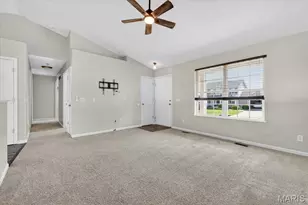 124 Brookshire Creek Dr, Wentzville, MO 63385 - Photo 9