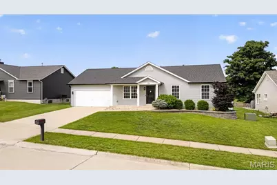 124 Brookshire Creek Drive, Wentzville, MO 63385 - Photo 3