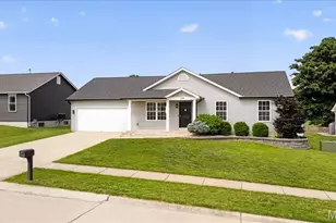 124 Brookshire Creek Dr, Wentzville, MO 63385 - Photo 3