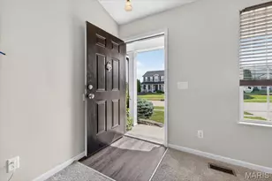 124 Brookshire Creek Dr, Wentzville, MO 63385 - Photo 7