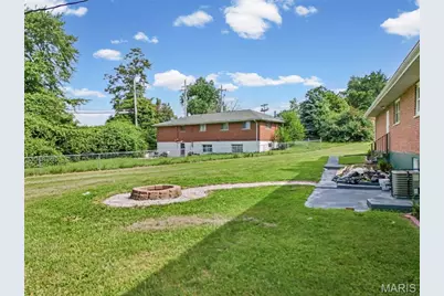 10325 Lookaway Drive, Saint Louis, MO 63137 - Photo 49