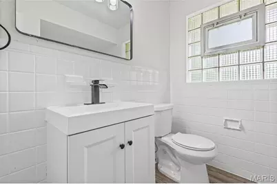 10325 Lookaway Drive, Saint Louis, MO 63137 - Photo 15