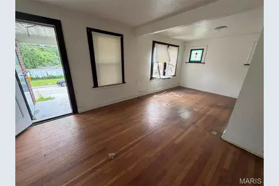 1533 Engelholm Avenue, Pagedale, MO 63133 - Photo 7