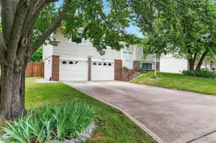 1001 Drexel Dr, Saint Charles, MO 63303 - Photo 1