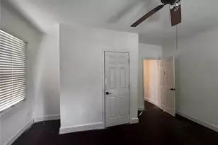 8422 Pennsylvania Ave, Saint Louis, MO 63111 - Photo 3