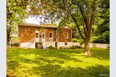 511 Jeffords Street, Saint Louis, MO 63125 - Photo 1