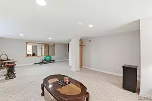 13178 Royal Pines Dr, Maryland Heights, MO 63146 - Photo 25