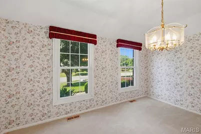 446 Woodstream Drive, Saint Charles, MO 63304 - Photo 11