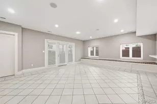 223 Lancaster Dr, Clayton, MO 63105 - Photo 27