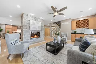 223 Lancaster Dr, Clayton, MO 63105 - Photo 7