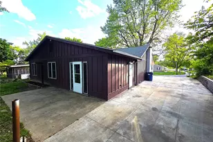 12102 McKelvey Rd, Maryland Heights, MO 63043 - Photo 7