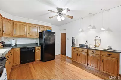 776 Coach Light Lane, Hazelwood, MO 63042 - Photo 11