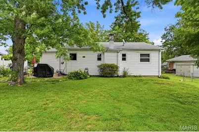 776 Coach Light Lane, Hazelwood, MO 63042 - Photo 33