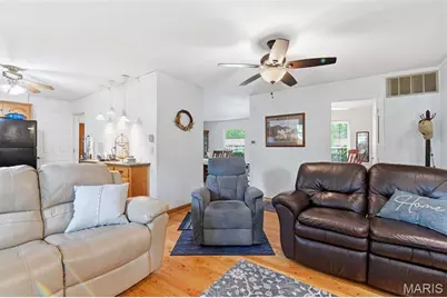 776 Coach Light Lane, Hazelwood, MO 63042 - Photo 7