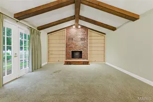 537 Huntercreek Ridge Ct, Des Peres, MO 63131 - Photo 15