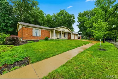 537 Huntercreek Ridge Court, Des Peres, MO 63131 - Photo 5