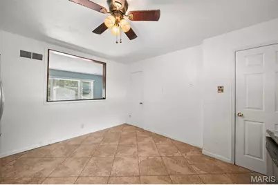 1245 Lindsay Lane, Florissant, MO 63031 - Photo 13