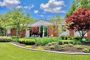 8412 Old Bonhomme Rd, University City, MO 63132 - Photo 1