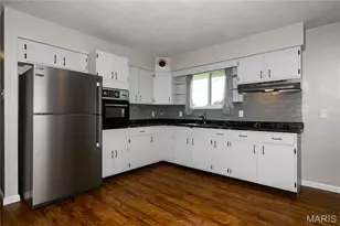 2501 Reav Tel Ct, Mehlville, MO 63125 - Photo 7