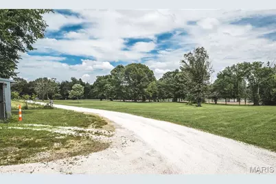 8107 Highway 185, Leslie, MO 63056 - Photo 7