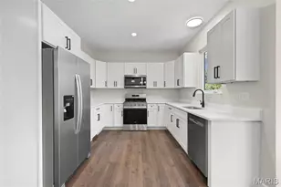 300 Vest Ave, Valley Park, MO 63088 - Photo 13